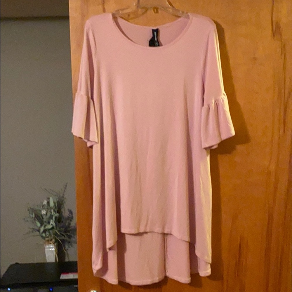 Agnes & Dora top